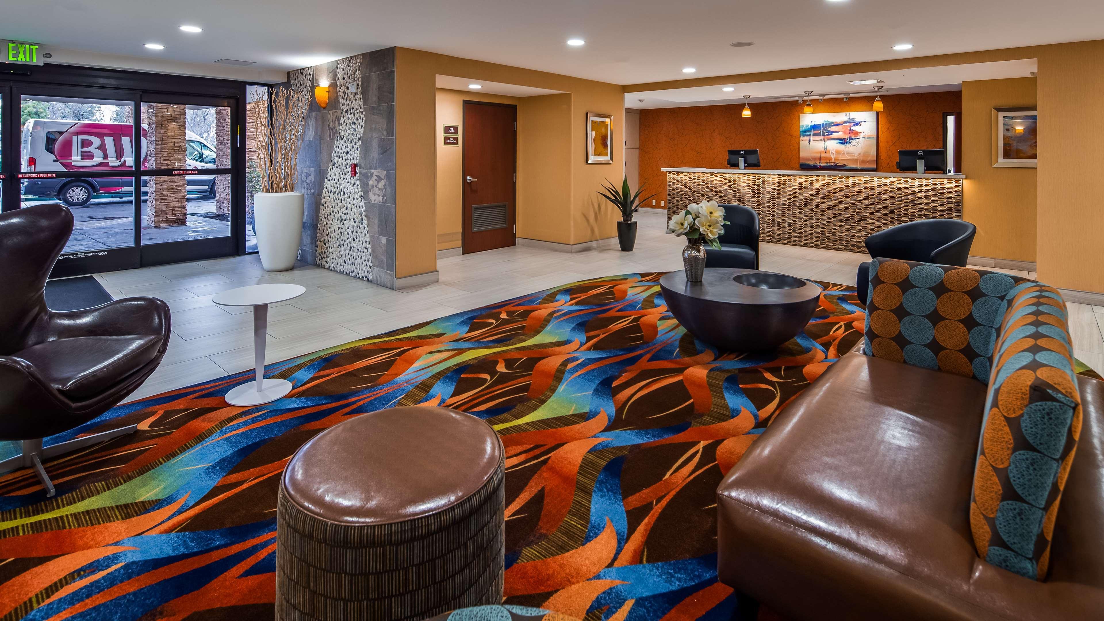 Best Western Plus Fresno Airport Hotel Exteriör bild